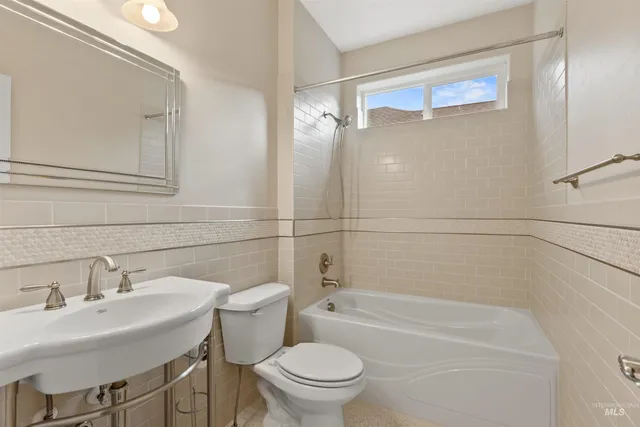 $875,000 | 18018 North Streams Edge Way, Boise, ID 83714