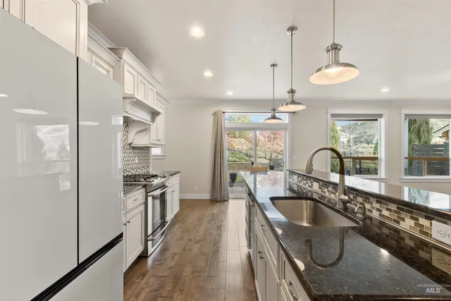 $875,000 | 18018 North Streams Edge Way, Boise, ID 83714