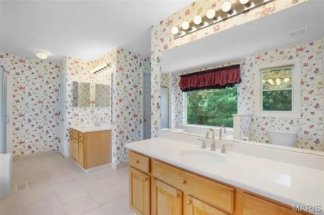 $579,989 | 16923 Westridge Oaks Drive, Wildwood, MO 63040