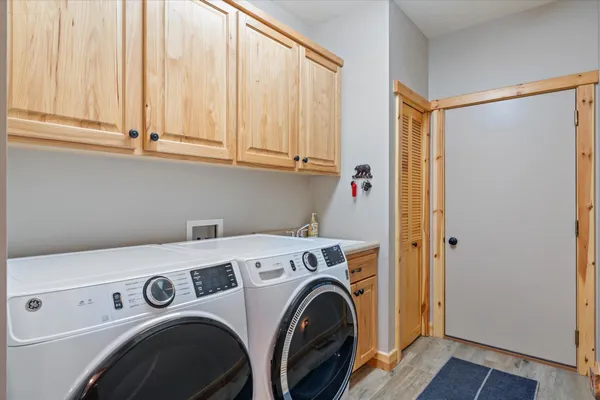 $845,000 | 34792 East Shore Lane, Crosslake, MN 56442