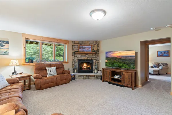 $845,000 | 34792 East Shore Lane, Crosslake, MN 56442