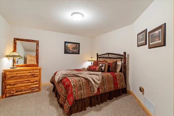 $845,000 | 34792 East Shore Lane, Crosslake, MN 56442