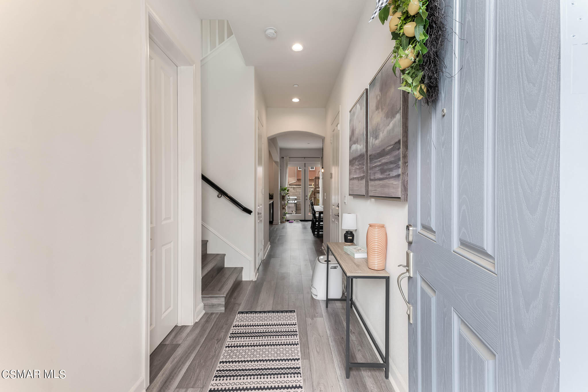 1622 Range Road Oxnard, CA 93036 - Photo 18 of 50 a view of entryway and hall