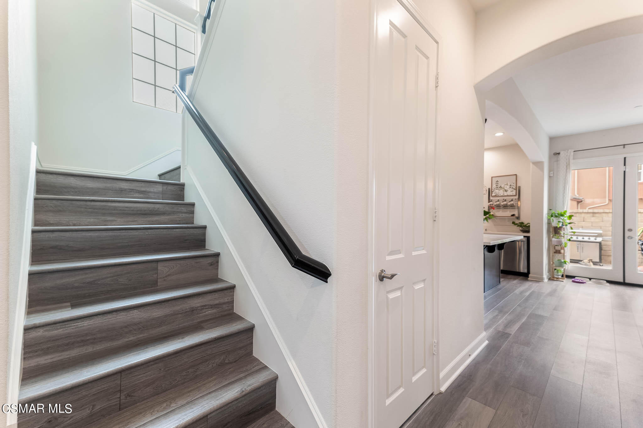 1622 Range Road Oxnard, CA 93036 - Photo 28 of 50 a view of entryway and hall with wooden floor