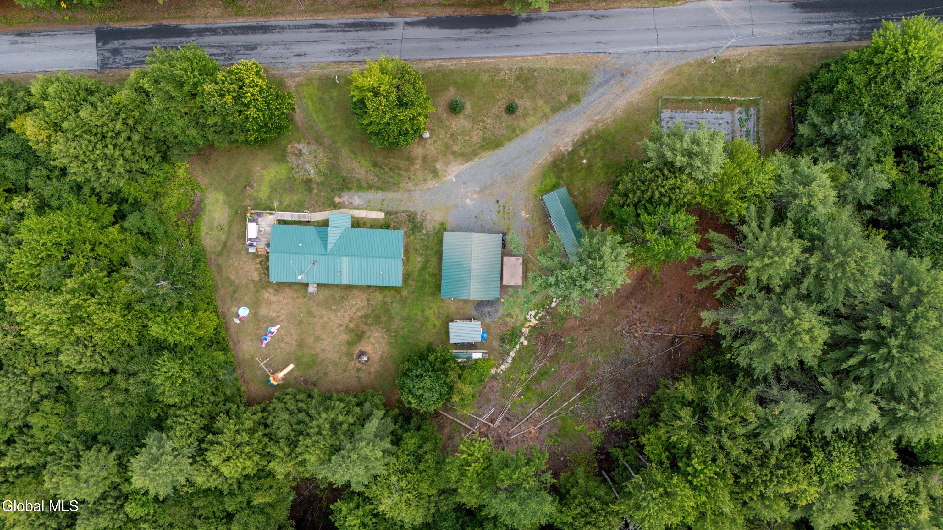 75 Military Road Edinburg, NY 12134 - Photo 17 of 53 75 Military Rd-15