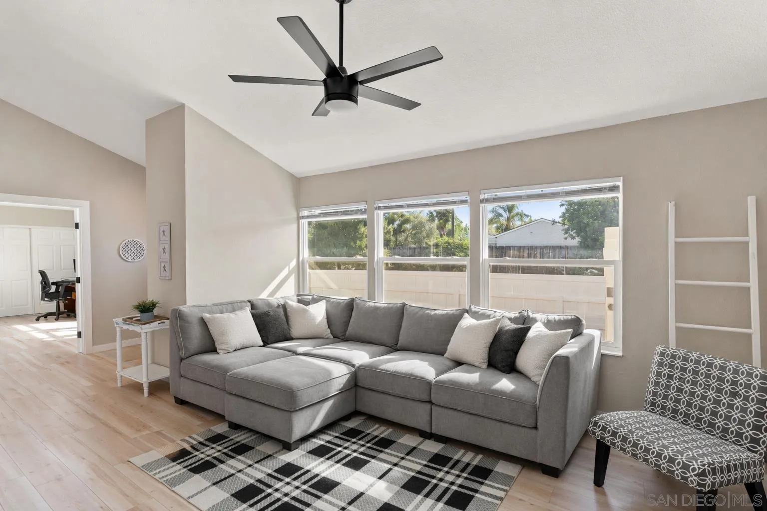 1217 Juliette Place Fallbrook, CA 92028 - Photo 12 of 30