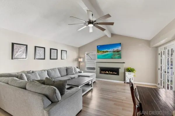 $825,000 | 1217 Juliette Place, Fallbrook, CA 92028