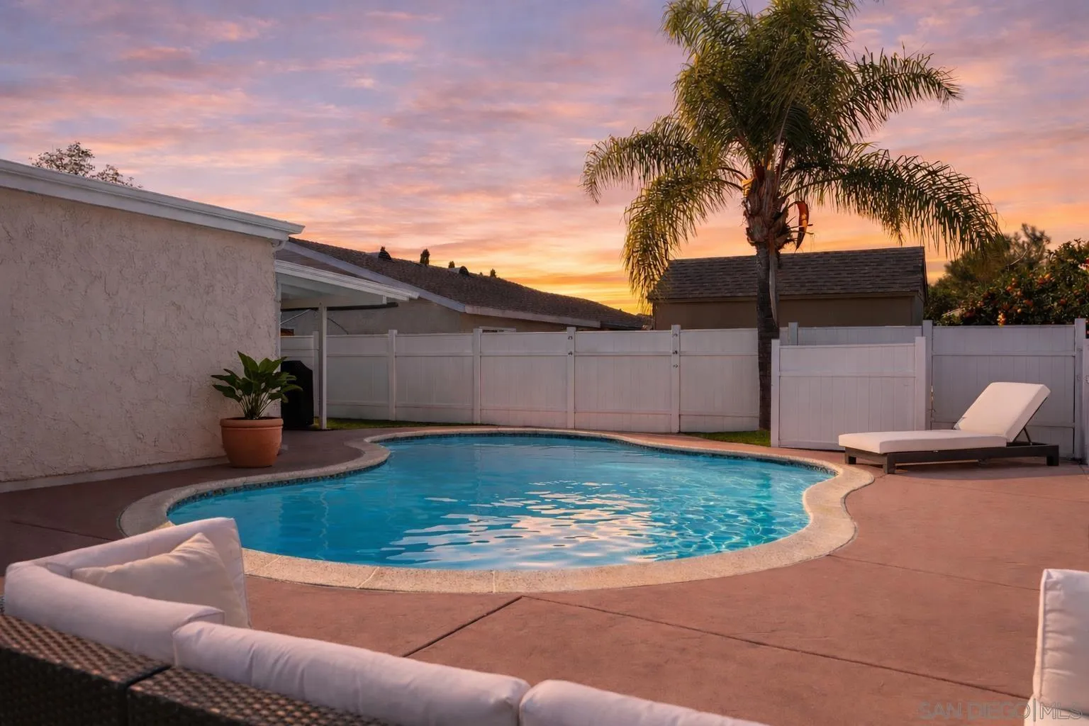 1217 Juliette Place Fallbrook, CA 92028 - Photo 5 of 30