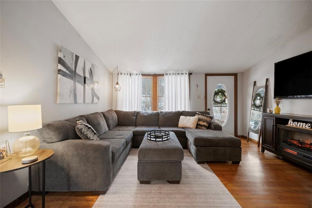 2746 Noblestown Road Pittsburgh, PA 15205 - Photo 5 of 31