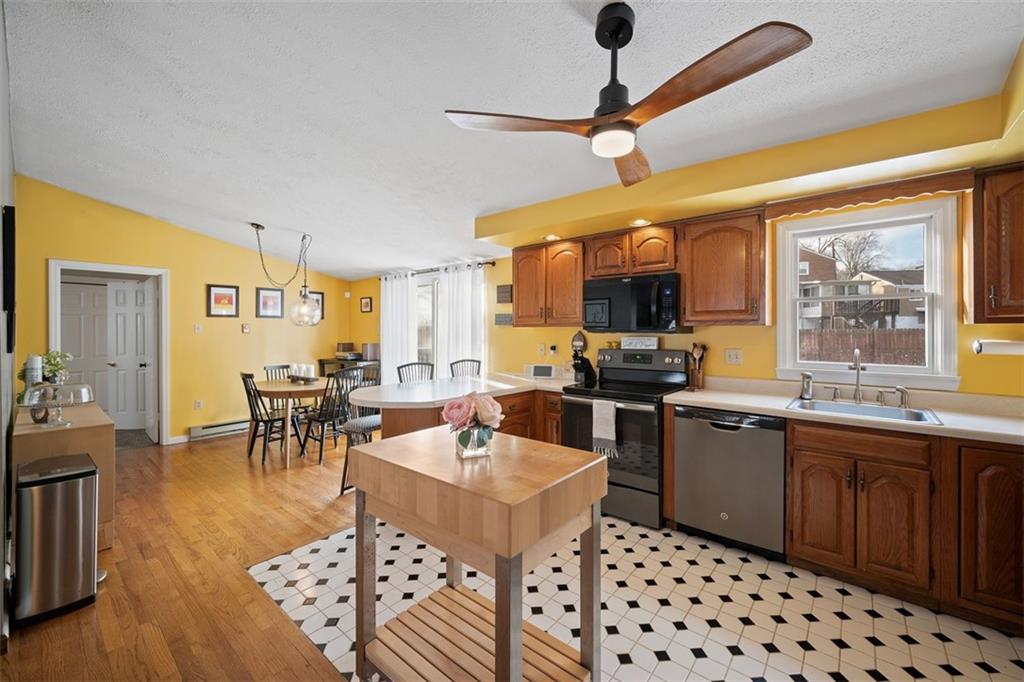 2746 Noblestown Road Pittsburgh, PA 15205 - Photo 8 of 31