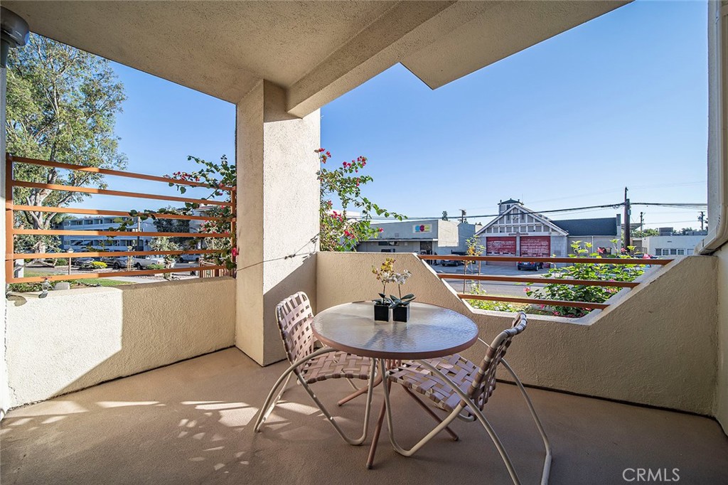 3913 North Virginia Road, Unit 101 Long Beach, CA 90807 - Photo 1 of 1 Gallery Image 1