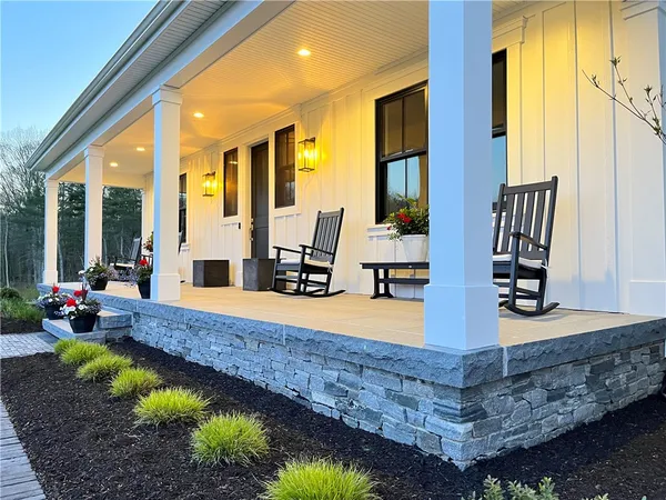 $1,950,000 | 15 Chiswick Road, Smithfield, RI 02828