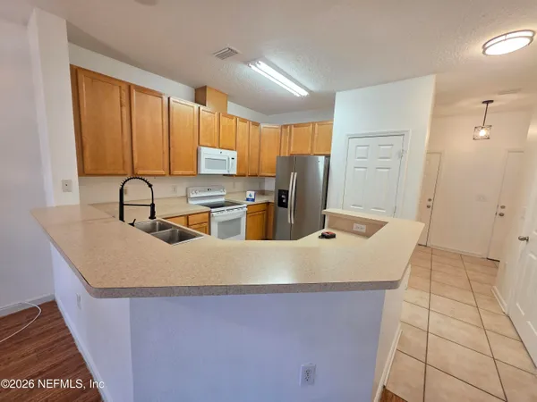 $1,750 | 5663 Greenland Road, Unit 607, Jacksonville, FL 32258