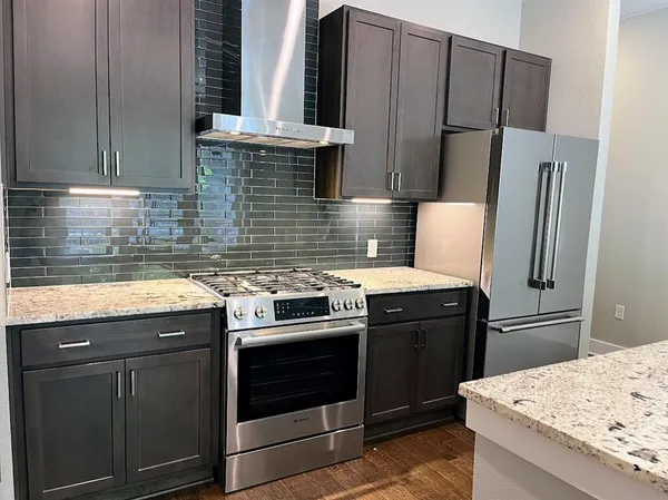 $3,350 | 4405 Jackson Avenue, Unit 3101, Austin, TX 78731