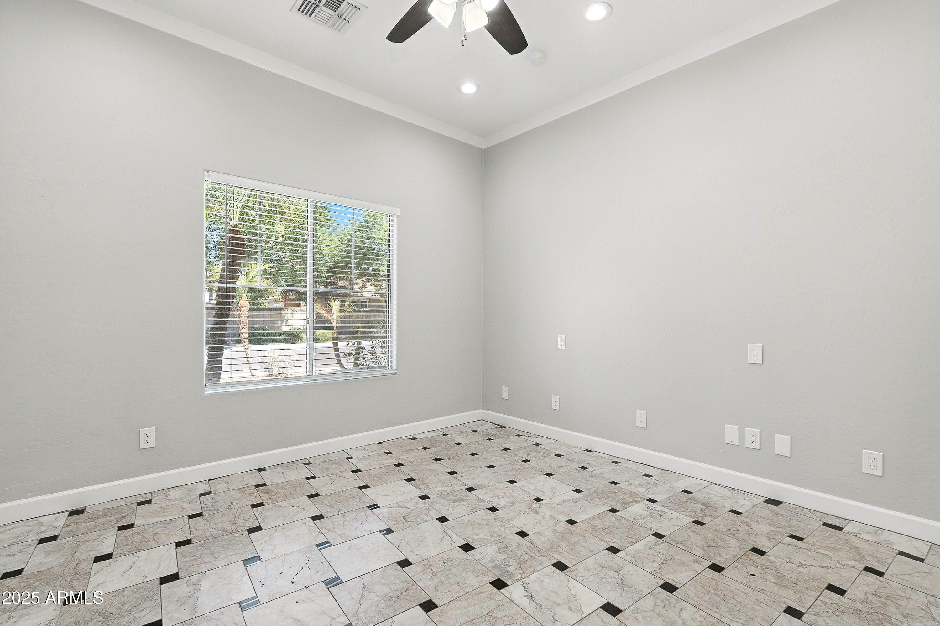 3042 South Seton Avenue Gilbert, AZ 85295 - Photo 25 of 71 a view of an empty room and window