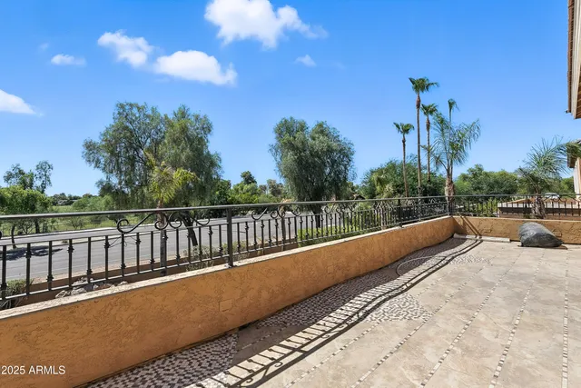 $779,000 | 3042 South Seton Avenue, Gilbert, AZ 85295