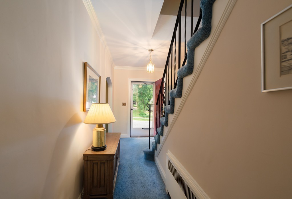 19 Duxbury Road Newton, MA 02459 - Photo 8 of 24