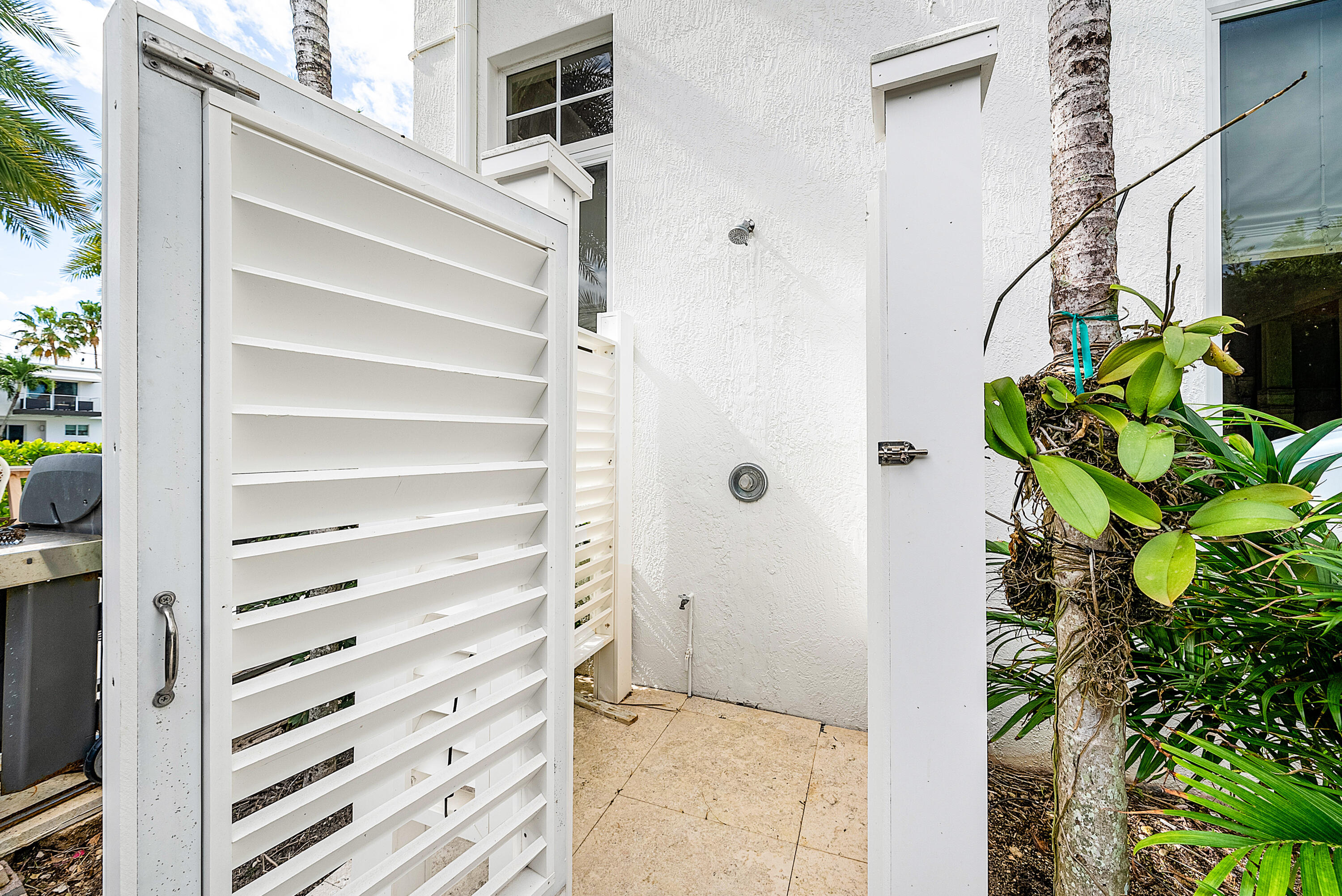 19 Harbour Drive North Ocean Ridge, FL 33435 - Photo 54 of 67 Outdoor Shower