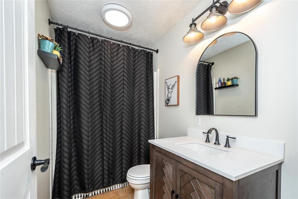 4006 Thomas Road Wellsville, KS 66092 - Photo 12 of 33