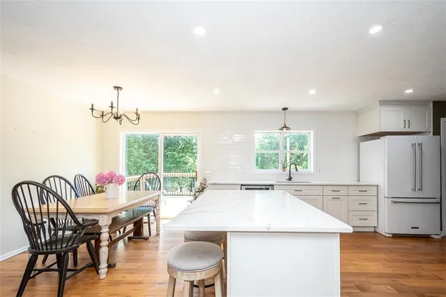 $630,000 | 4006 Thomas Road, Wellsville, KS 66092