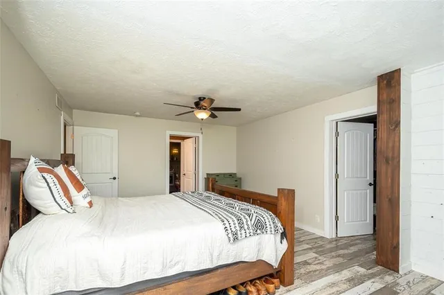 $630,000 | 4006 Thomas Road, Wellsville, KS 66092