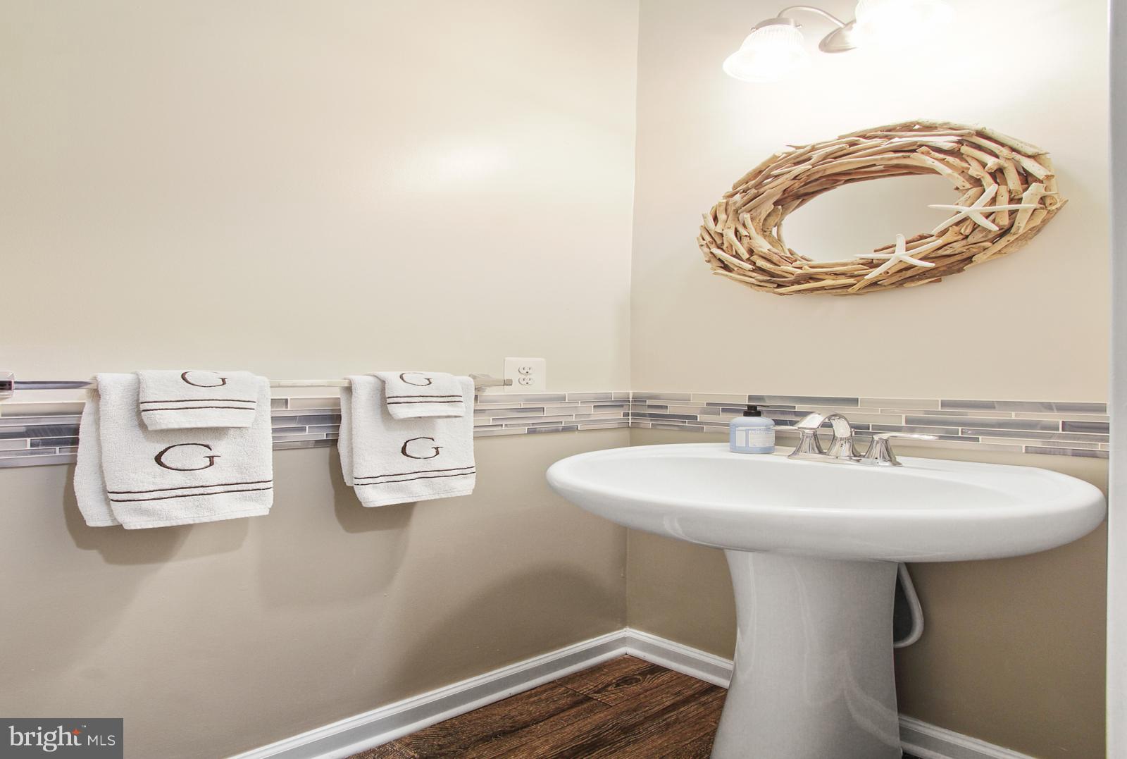1441 Viridian Road Aberdeen, MD 21001 - Photo 12 of 30 Powder Room