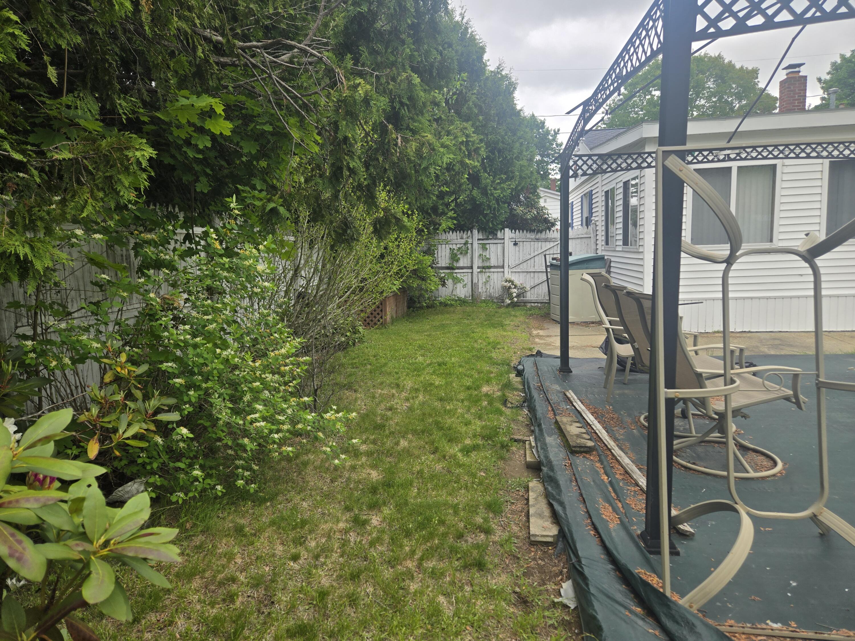 20 Nimitz Street Lewiston, ME 04240 - Photo 3 of 17 Side of house
