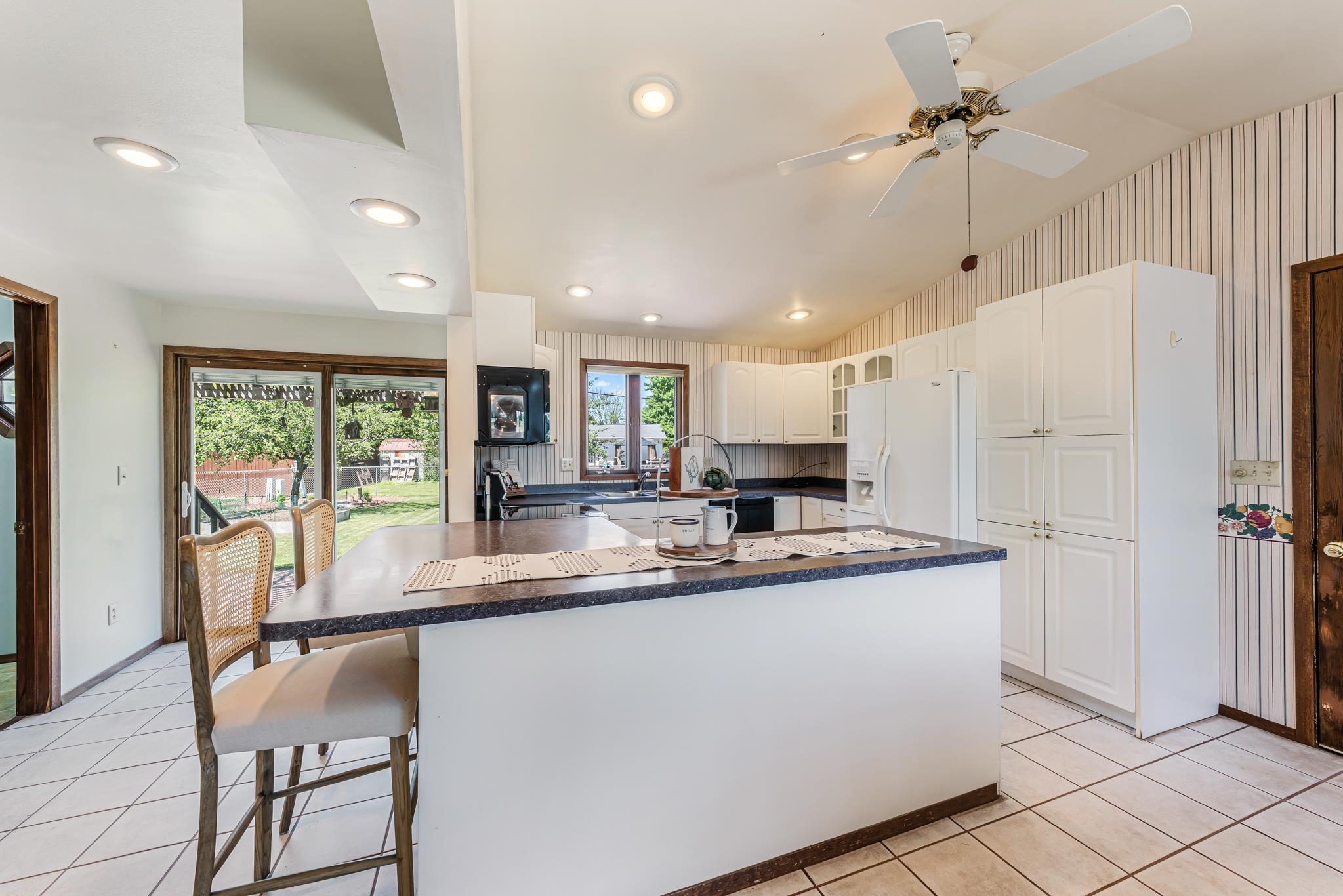 3600 East Newberry Street Appleton, WI 54915 - Photo 6 of 37