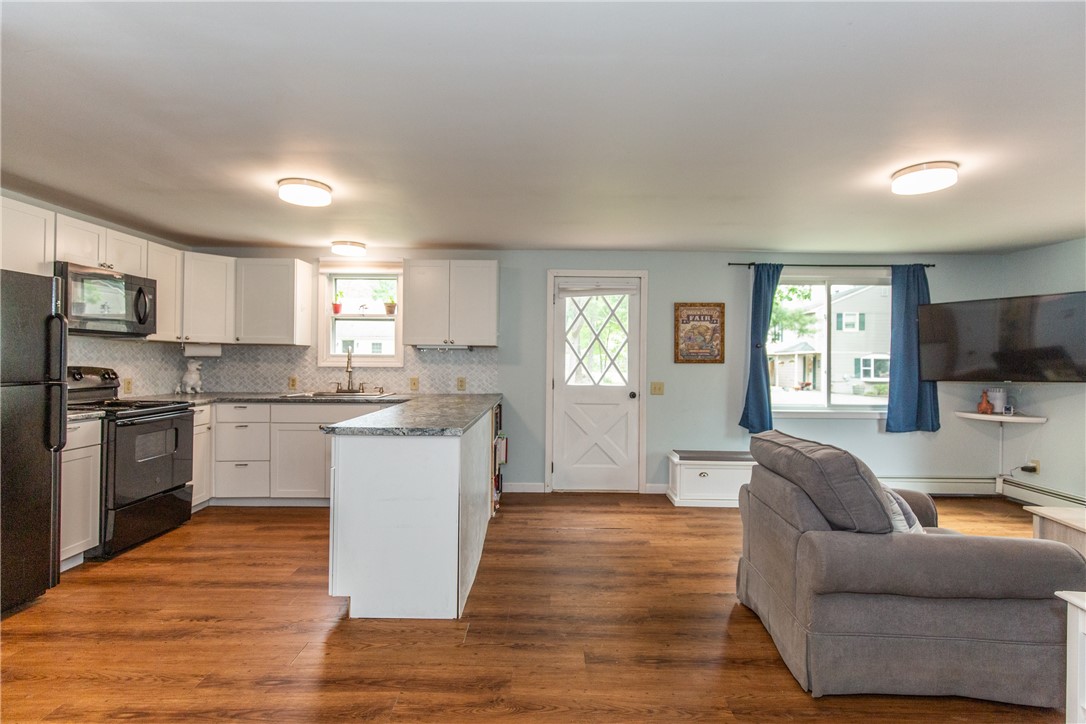 55 Centre Road Glocester, RI 02814 - Photo 6 of 30 Gallery Image 6