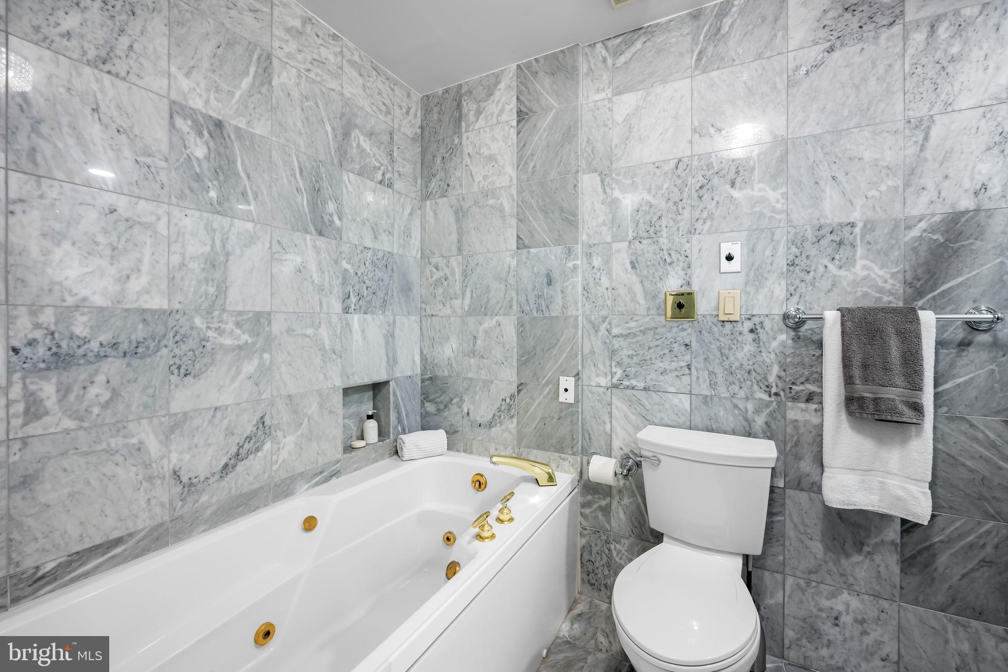 3801 Canterbury Road, Unit 805 Baltimore, MD 21218 - Photo 22 of 39 Gallery Image 22