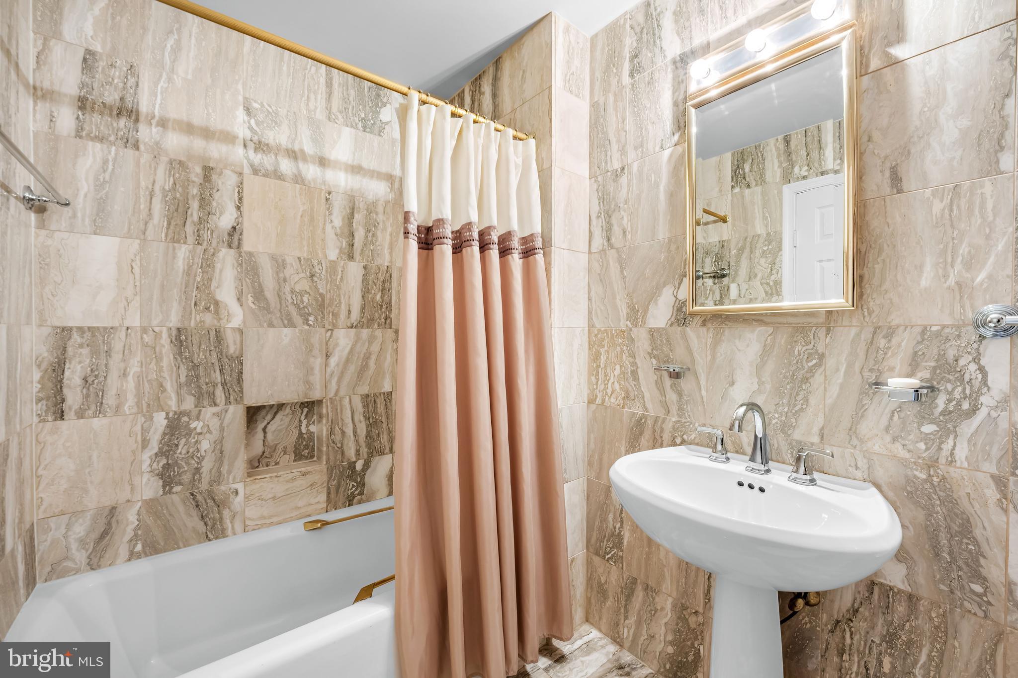 3801 Canterbury Road, Unit 805 Baltimore, MD 21218 - Photo 28 of 39 Gallery Image 28