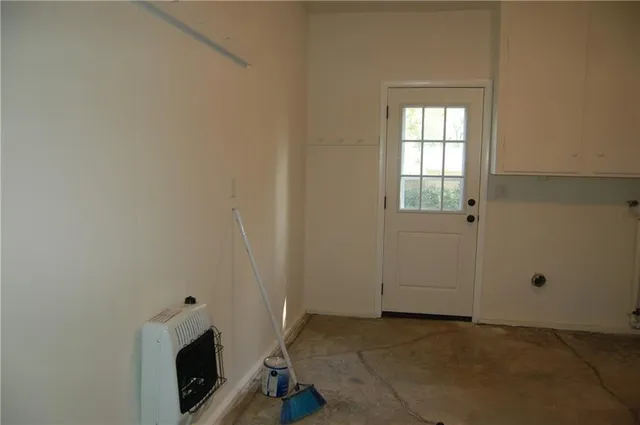 $107,000 | 604 South Orchard Street, Clinton, MO 64735