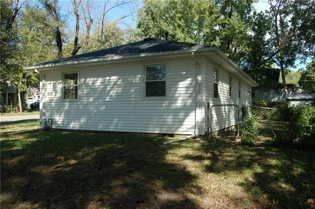 $107,000 | 604 South Orchard Street, Clinton, MO 64735