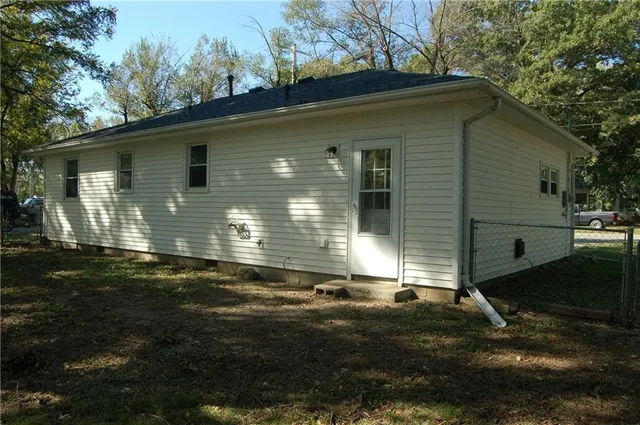 $107,000 | 604 South Orchard Street, Clinton, MO 64735