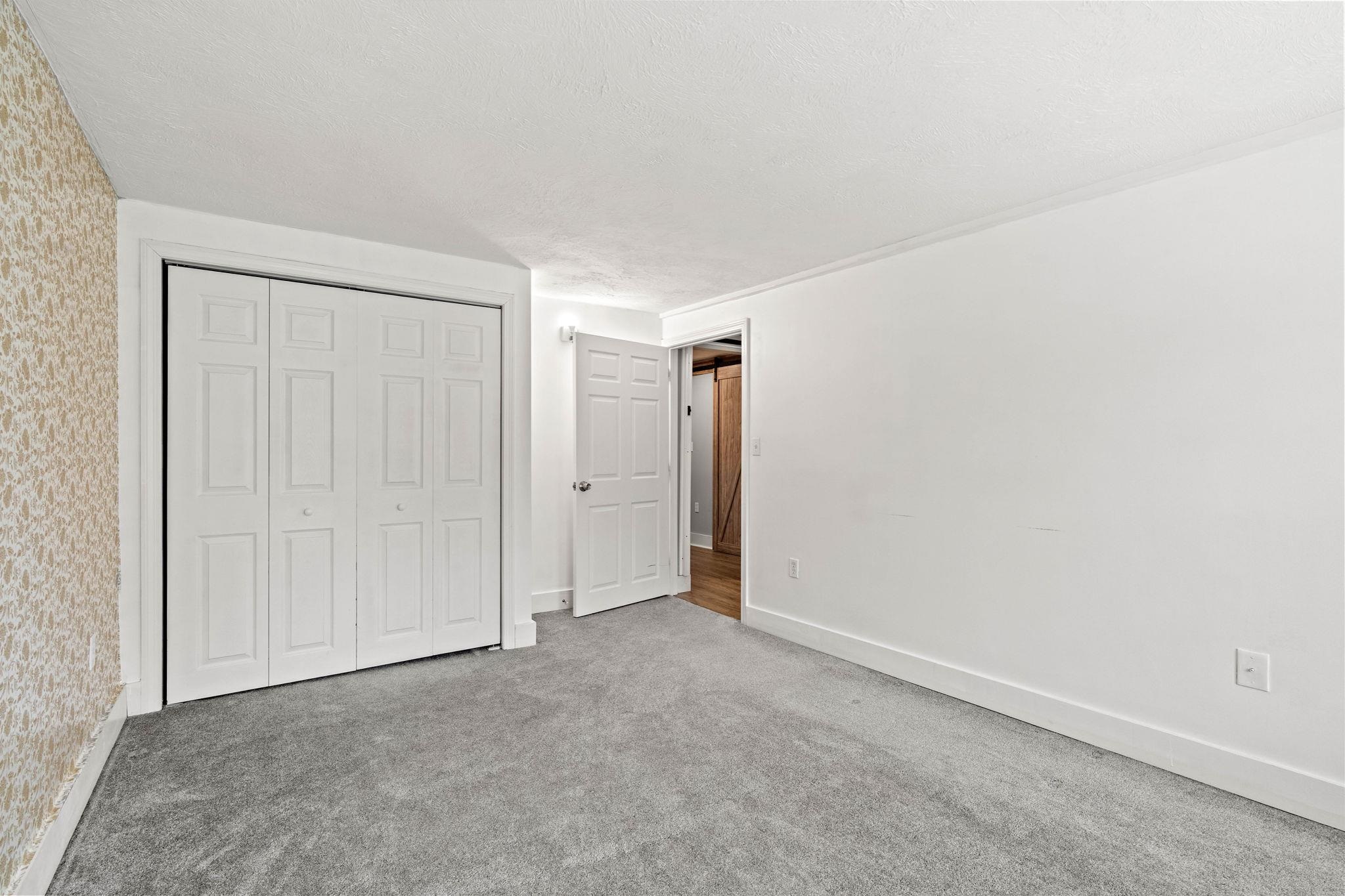 214 Maplehurst Avenue Manchester, NH 03104 - Photo 46 of 58