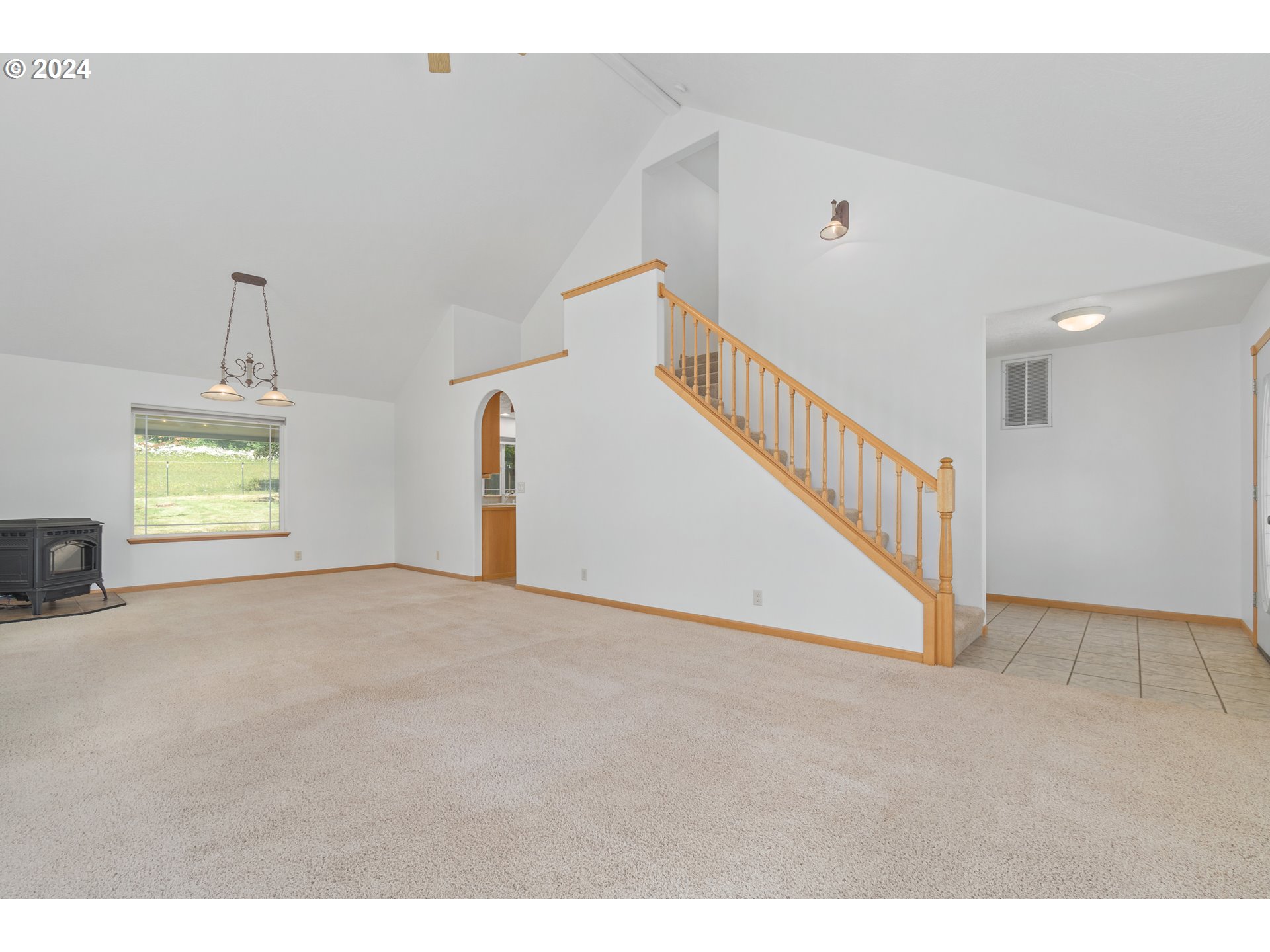 89584 Demming Road Elmira, OR 97437 - Photo 3 of 32 a view of an empty room with a window