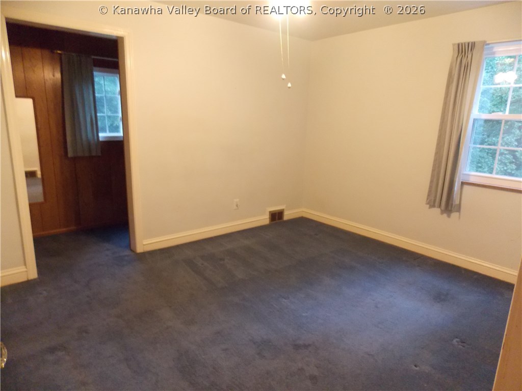 1422 Cardinal Road Charleston, WV 25314 - Photo 11 of 24 Gallery Image 11