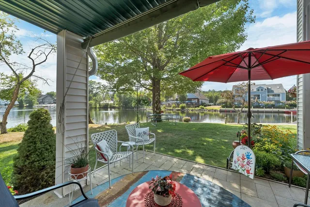 $795,000 | 68 Railroad Avenue, Unit 3, Wolfeboro, NH 03894