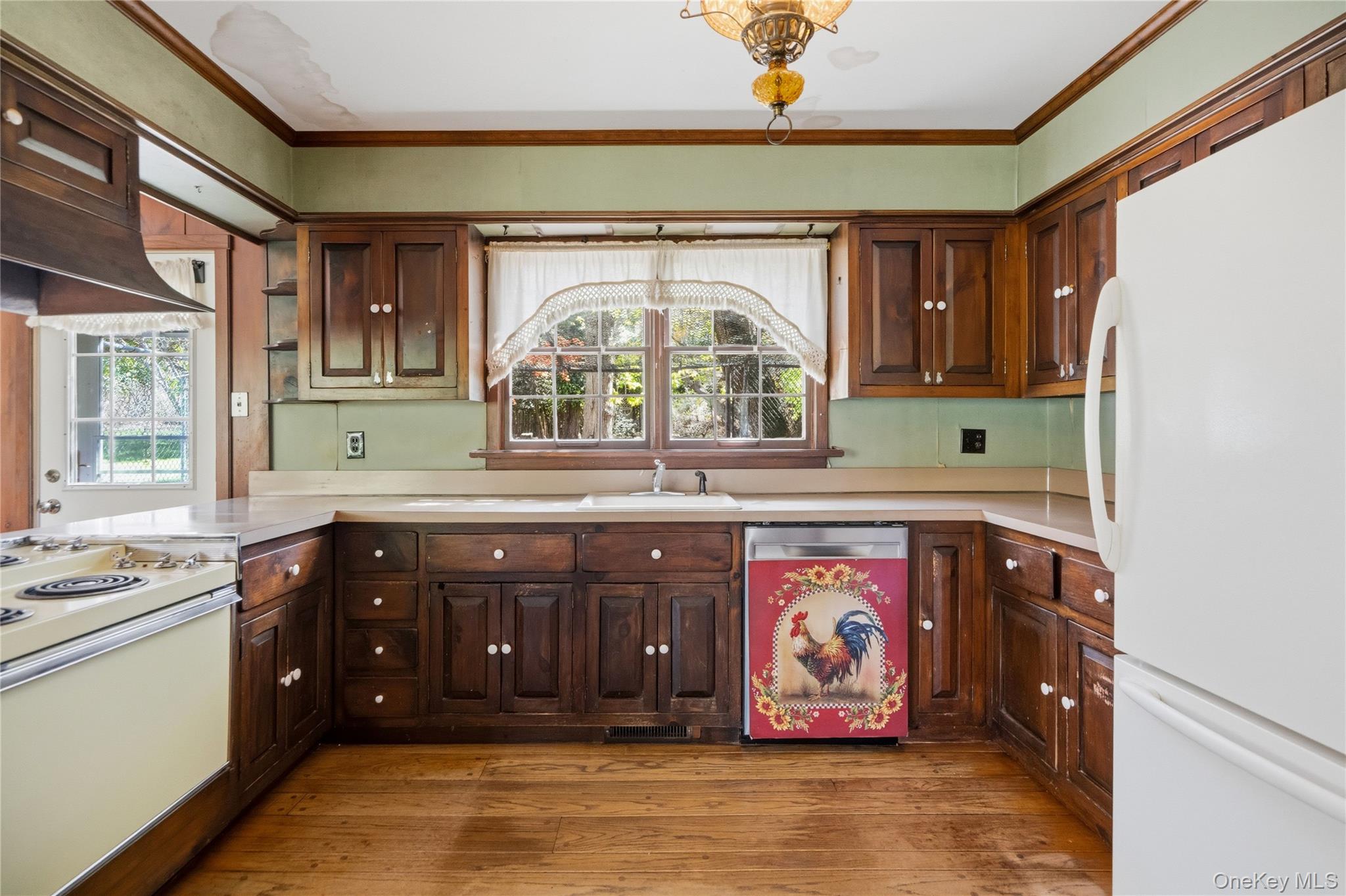 42 Senne Road Northport, NY 11768 - Photo 13 of 42