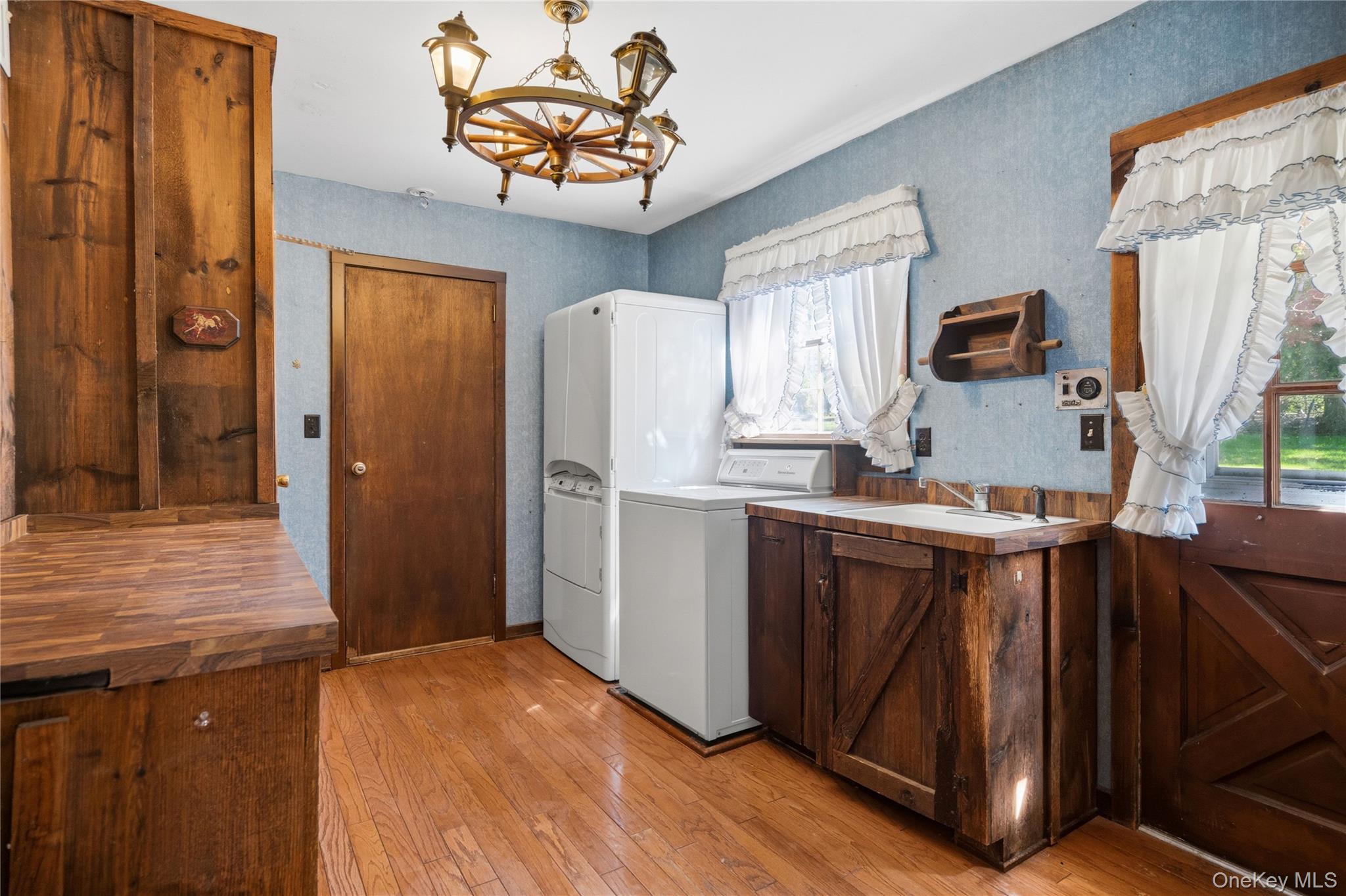 42 Senne Road Northport, NY 11768 - Photo 15 of 42