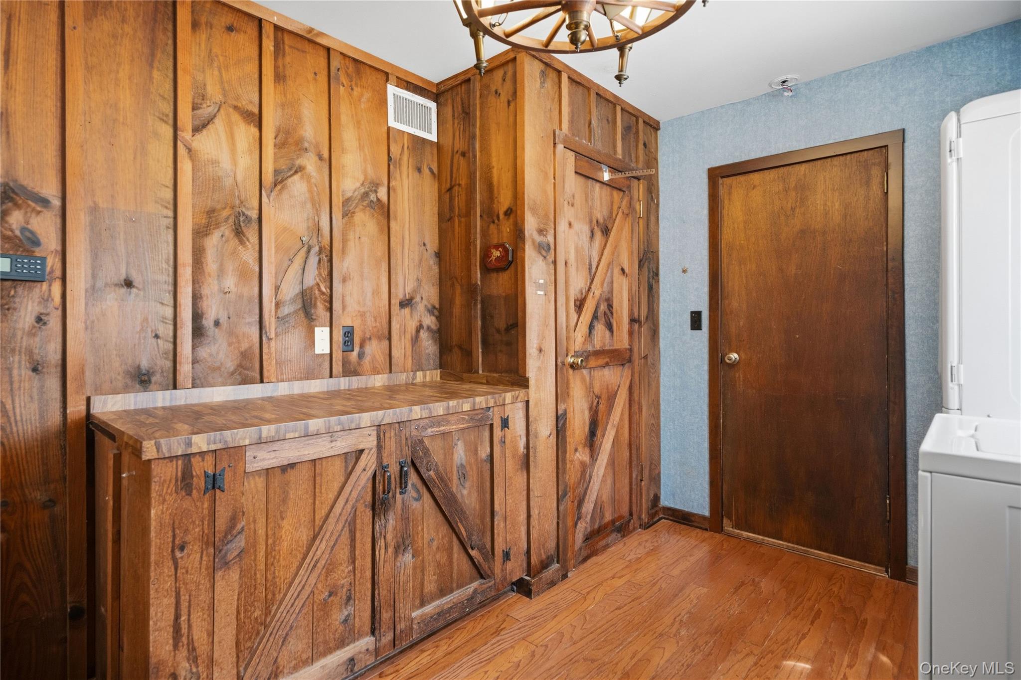 42 Senne Road Northport, NY 11768 - Photo 16 of 42