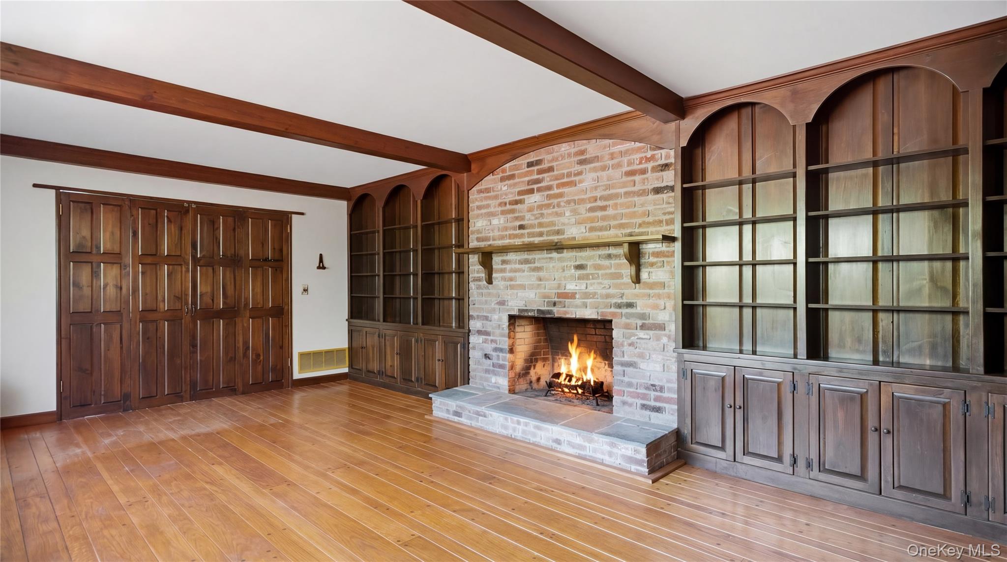 42 Senne Road Northport, NY 11768 - Photo 6 of 42