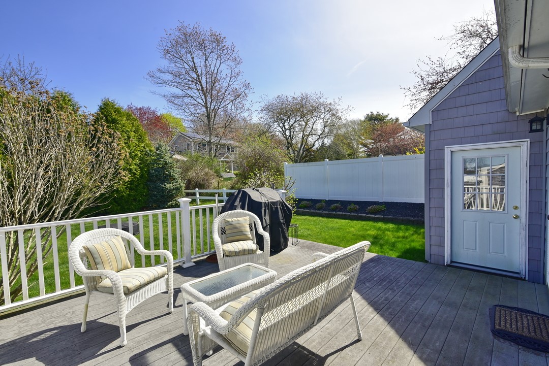 62 Reposa Square Portsmouth, RI 02871 - Photo 15 of 22