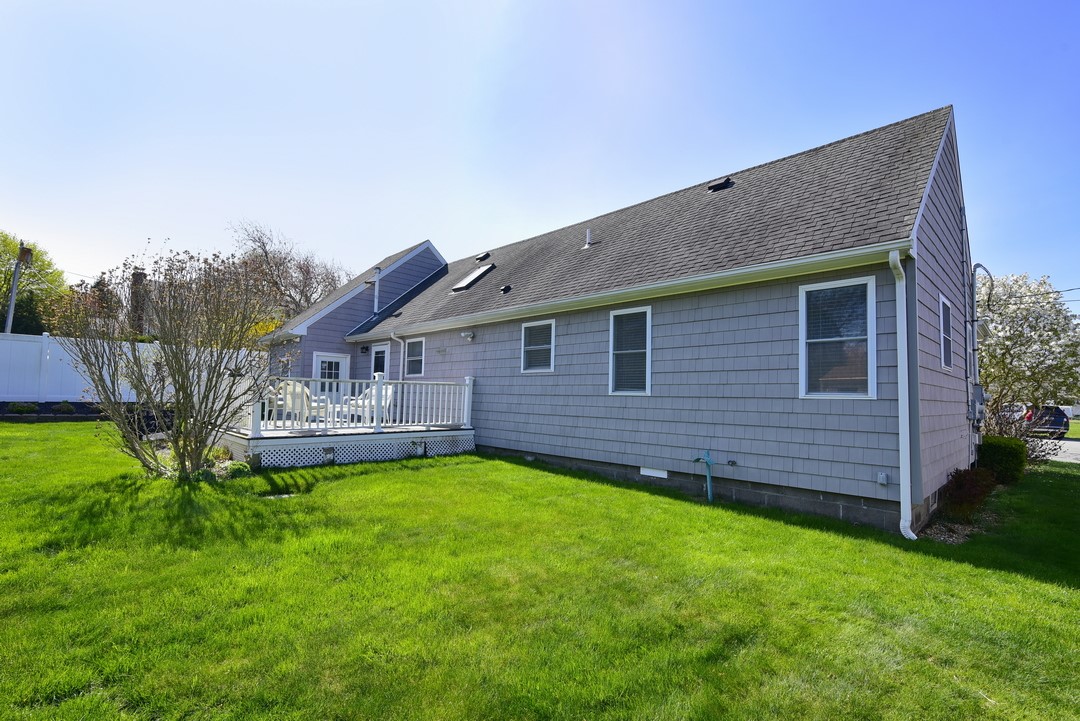 62 Reposa Square Portsmouth, RI 02871 - Photo 19 of 22