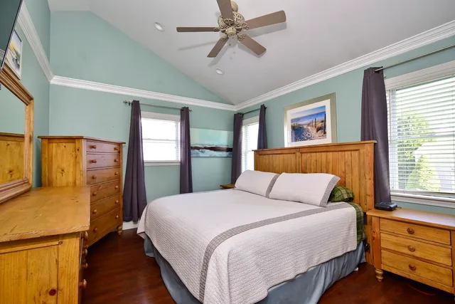 $2,950 | 62 Reposa Square, Portsmouth, RI 02871