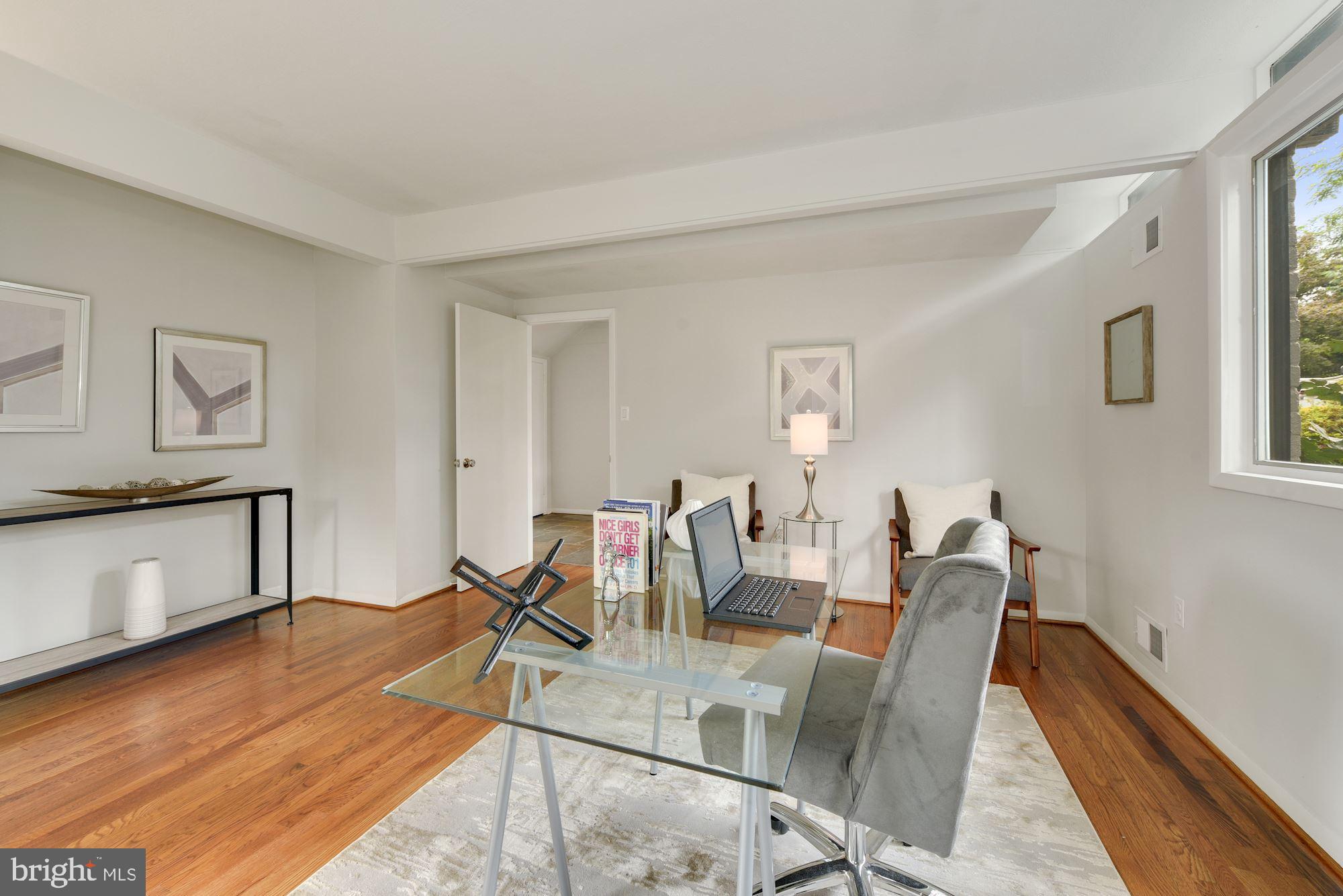 6100 Namakagan Road Bethesda, MD 20816 - Photo 17 of 54 2nd Family Room / Office / BR5