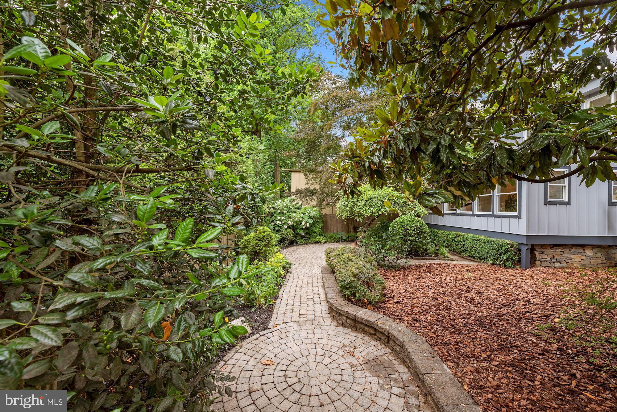 6100 Namakagan Road Bethesda, MD 20816 - Photo 46 of 54 Walkway to rear