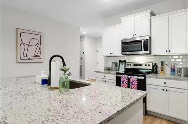 $3,300 | 2047 Hansel Hl Drive, Tallahassee, FL 32308