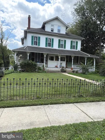 $1,600 | 21 South Wyoming Avenue, Ardmore, PA 19003