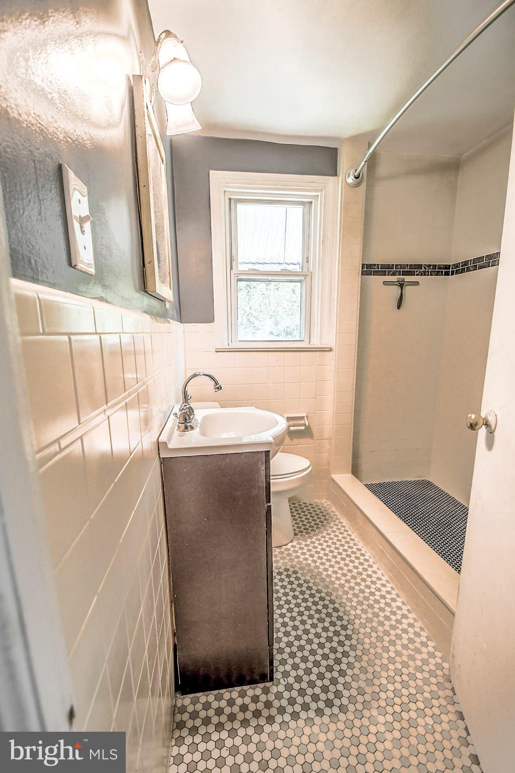 21 South Wyoming Avenue Ardmore, PA 19003 - Photo 11 of 17